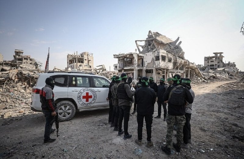 إسرائيل تسلّمت جثة على أنها لرهينة... لتكتشف الحقيقة!