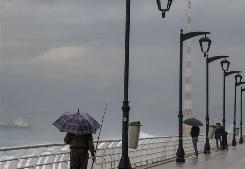 بعد طول انتظار... منخفض جويّ يقترب: هل تبدأ فعليًا ملامح شتاء 2025-2026؟
