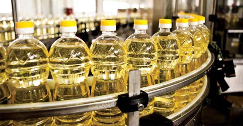أوكرانيا تُشعل السوق... أسعار زيت عباد الشمس تبلغ أعلى مستوياتها