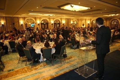 دعمًا لمرتينوس قبيل انتخابات نقابة المحامين... 750 محاميًا ومحامية يجتمعون في بيروت (صور)