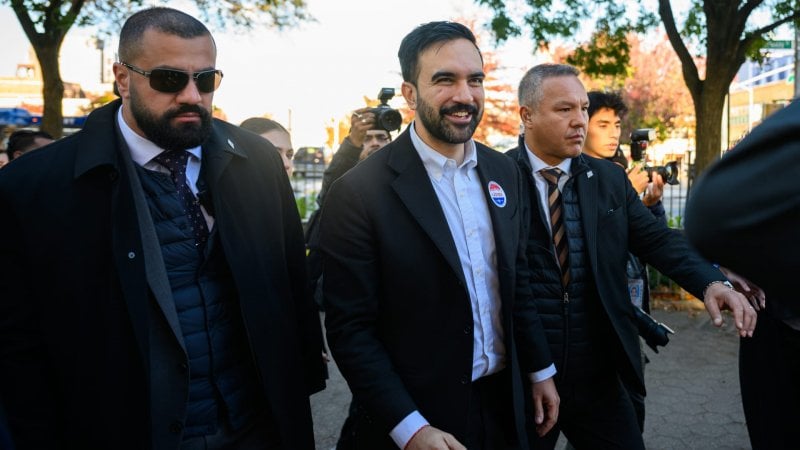 الدولة العميقة والإستخبارات... راضية