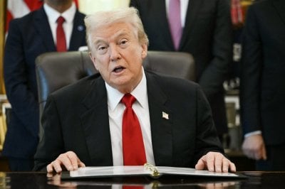 معركة خلافة ترامب تبدأ مبكرًا... وتسريبات سرية تكشف المرشح الأبرز (فيديو)