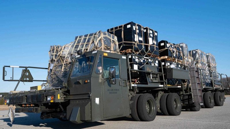 الشلل الحكومي في واشنطن يجمّد دعم الناتو بالسلاح!