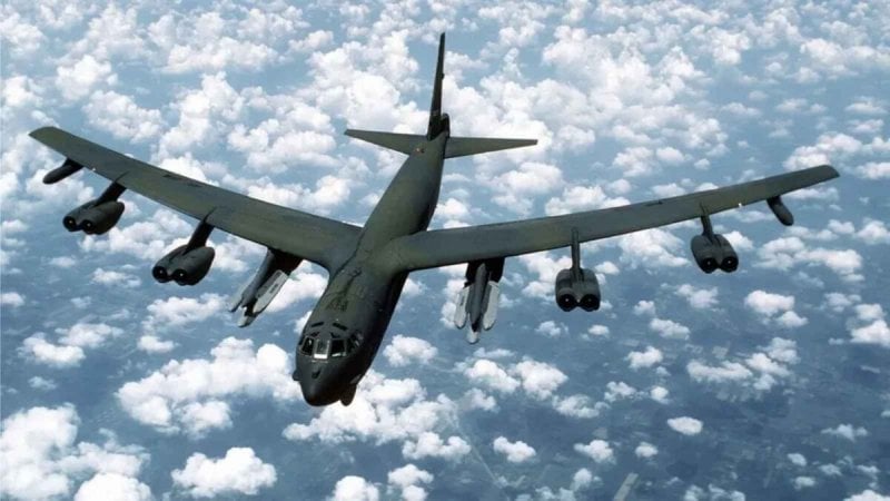 تحليق فوق الكاريبي... واشنطن تستعرض قوتها قرب فنزويلا