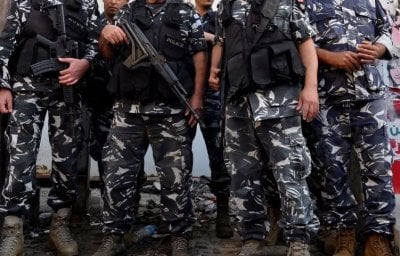 على متن دراجة آلية... ضبط مروّجين للمخدرات في بحمدون