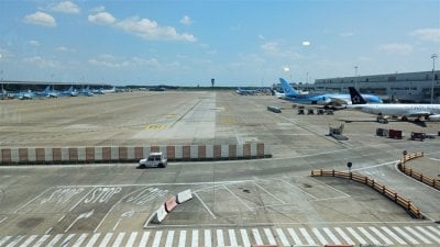 تعليق الرحلات الجوية في مطارين أوربيين... اليكم السبب