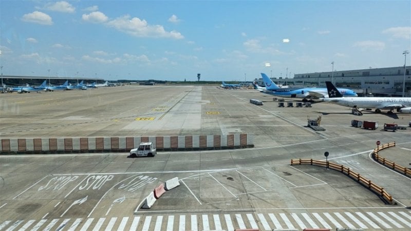 تعليق الرحلات الجوية في مطارين أوربيين... اليكم السبب