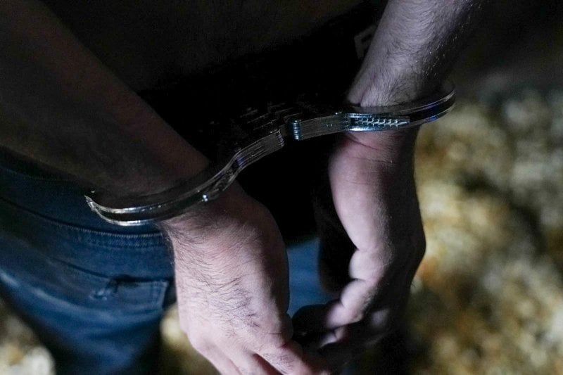 ليلٌ أمني في الحدث... "استقصاء جبل لبنان" تُسقط عصابة سلب وترويج مخدرات!
