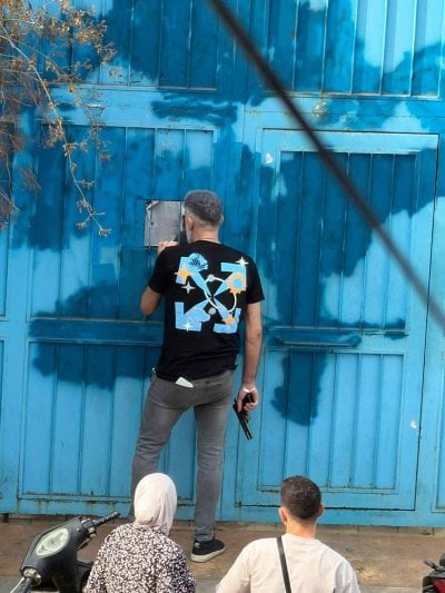 مسلّح يحاول اقتحام مدرسة في بئر حسن… والمعنيون مطالبون بالتحرك!
