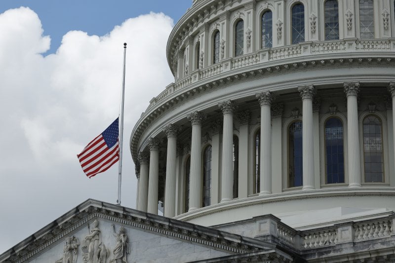 عجز الميزانية الأميركية يتخطى المحيط... دول أوروبية تموّل الجنود الأميركيين مؤقتًا