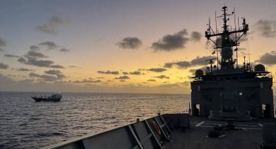 بعد الهجوم على ناقلة نفط... قارب شراعي إيراني في قبضة الاتحاد الأوروبي 