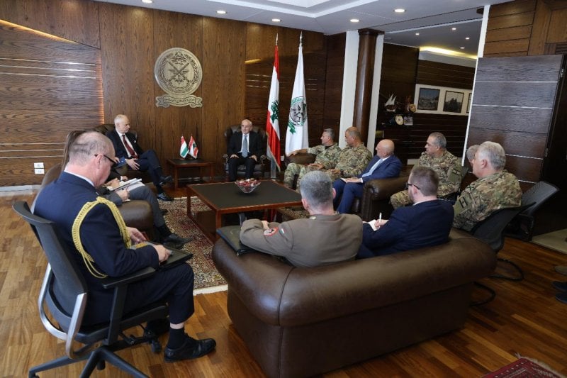 اتفاقية تعاون عسكري بين لبنان والمجر في اليرزة (صور)
