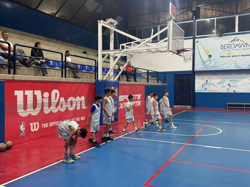 لا تخلطوا السياسة بالرياضة... جدل بين النائب فراس حمدان واتحاد السلة