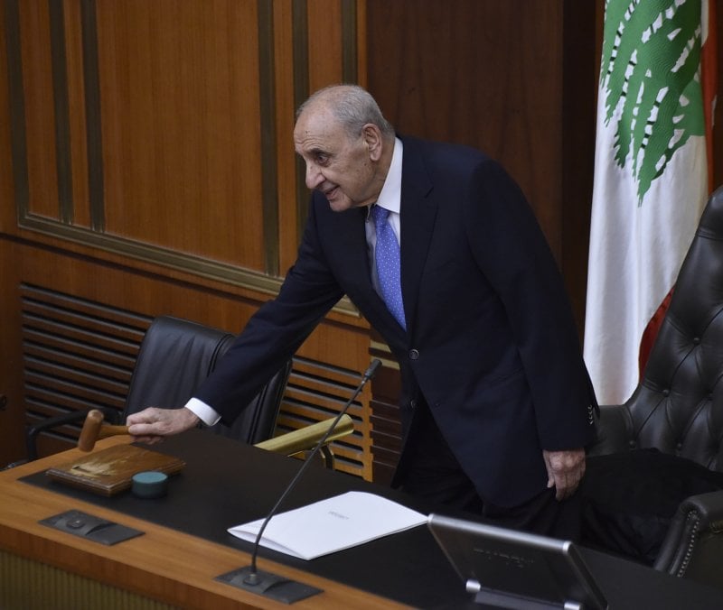 "يضربون الدستور بعد أن أفلسوا البلد"... كيف ترد "القوات" على بري؟