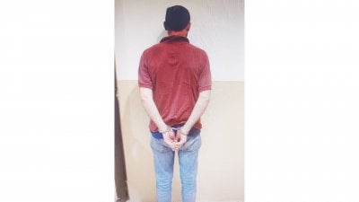 سرق عشرات المواطنين بذهبٍ مغشوش... 