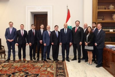 الخزانة الأميركية تطرق أبواب الرئاسة