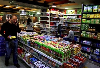  35% فارق بأسعار السلع بين سوبرماركتين شهيرتين... إخبار برسم وزارة الاقتصاد!
