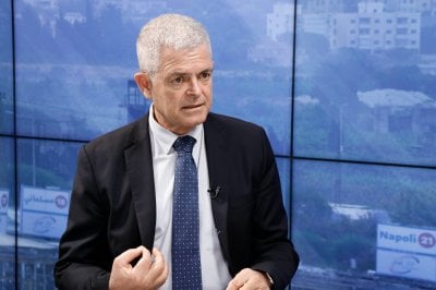 معركة شرسة تهز حمص وهجوم جوّي كثيف على لبنان: جنرال بارز يكشف مخطط الحزب والشرع وإسرائيل 