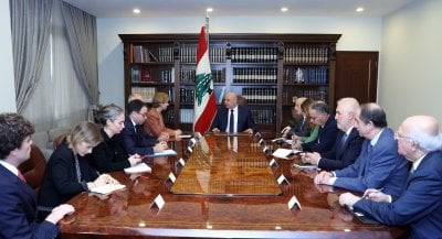 ما الذي تحمله رسالة ماكرون إلى عون؟
