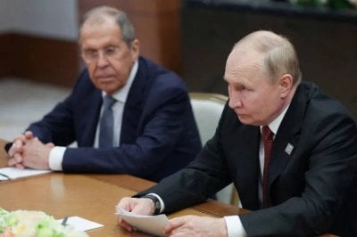 صمت الكرملين يربك المراقبين… هل يطيح بوتين برجل الظل؟