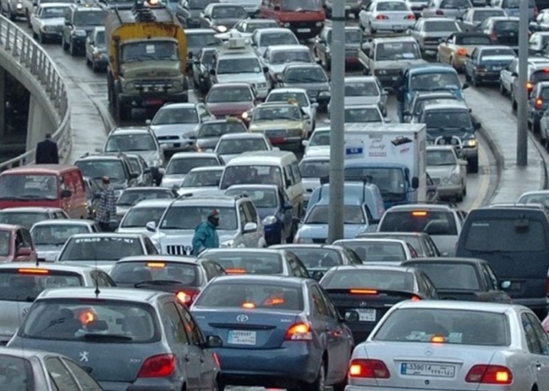 حركة سير كثيفة جنوباً وشمالاً… و"التحكم المروري" يحذر السائقين!