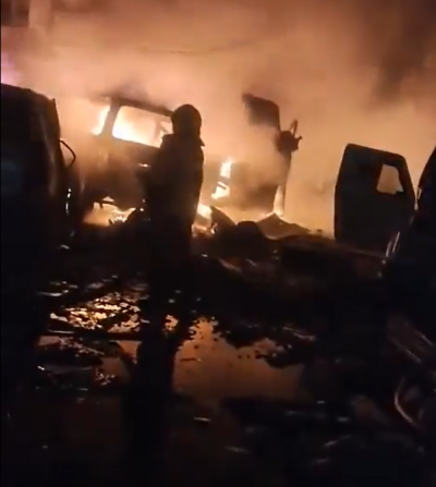 سقوط صاروخ على بناء سكني في دمشق… وانتشار أمني يلفّ المنطقة (فيديو)