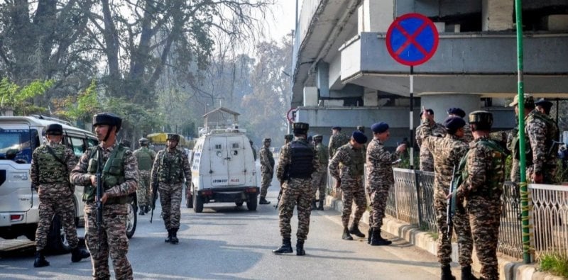 قتلى وعشرات الجرحى… انفجار كبير يهزّ مركز شرطة بكشمير