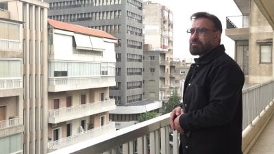 الأب إيلي خنيصر يُبشّر اللبنانيين: 