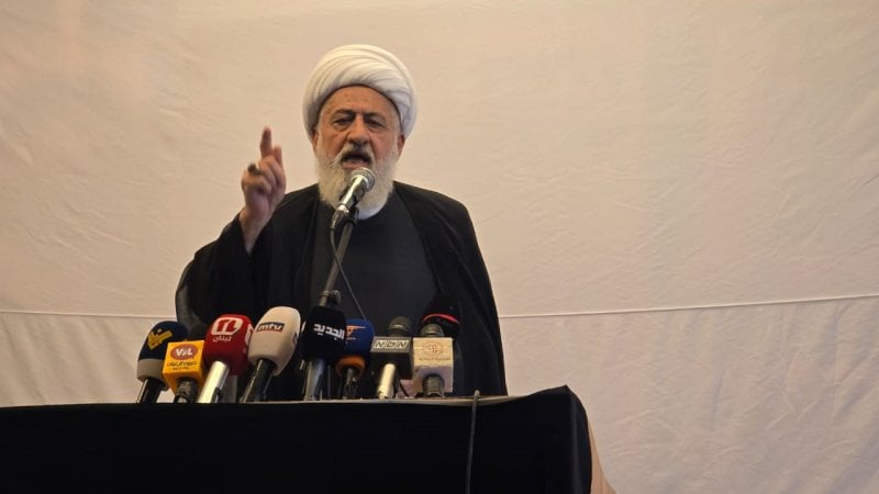 المسيحيون إخوتنا... الخطيب ينتقد الحكومة: لا إنجازات والدبلوماسية ضدّ إيران فقط (صور)
