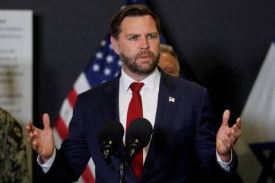 تشابه أسماء يقود فانس إلى الواجهة… واعتراف بتهديد الرئيس ونائبه