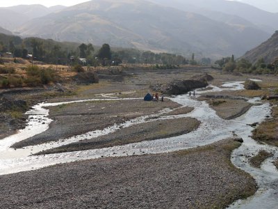 طهران تواجه جفافًا قاسيًا… وشركة المياه تتوجّه إلى 