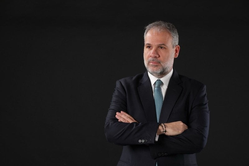 عماد مارتينوس نقيبًا للمحامين في بيروت
