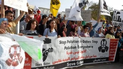 تلوث بيئي يهزّ  الجنوب التونسي… والاحتجاجات تُقابل بتدخّل أمني