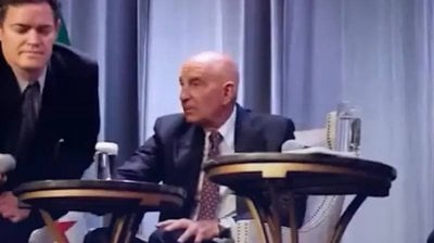 موهبة غير متوقعة… دبلوماسي أميركي يثير ضحك الشرع في واشنطن (فيديو)