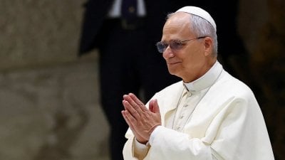 اليوم التالي لزيارة البابا... مفاوضات أم حرب؟
