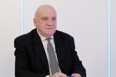 انتبهوا جيدا.. ناصر شرارة يكشف خفايا خطيرة ويحدد النقطة السوداء: سر مخبّأ خلف جدار 