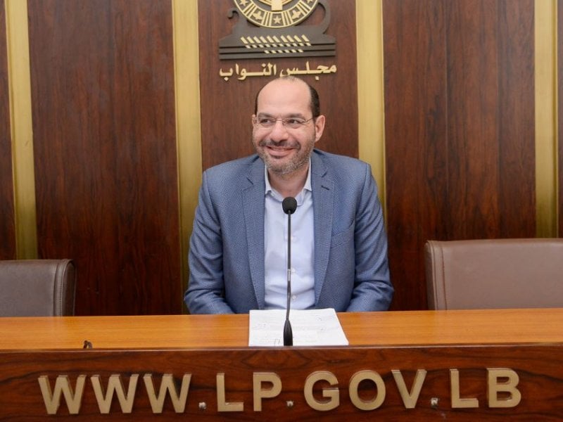 مراد يناشد الحكومة التحرك لحل أزمة طريق ضهر البيدر