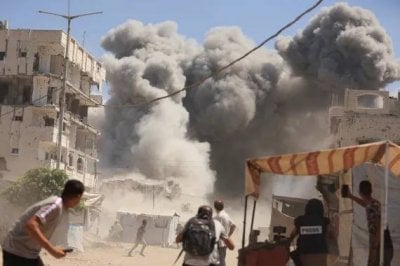 22 قتيلًا فلسطينيًا… إسرائيل تقصف مواقع لحماس وتتهمها بخرق الهدنة