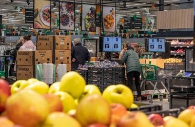 أكبر سلسلة متاجر في فنلندا توقف بيع البضائع الإسرائيلية 