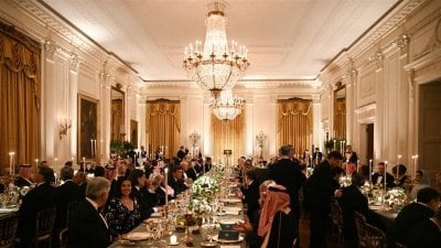 رونالدو وماسك في مأدبة البيت الأبيض مع ترامب وبن سلمان