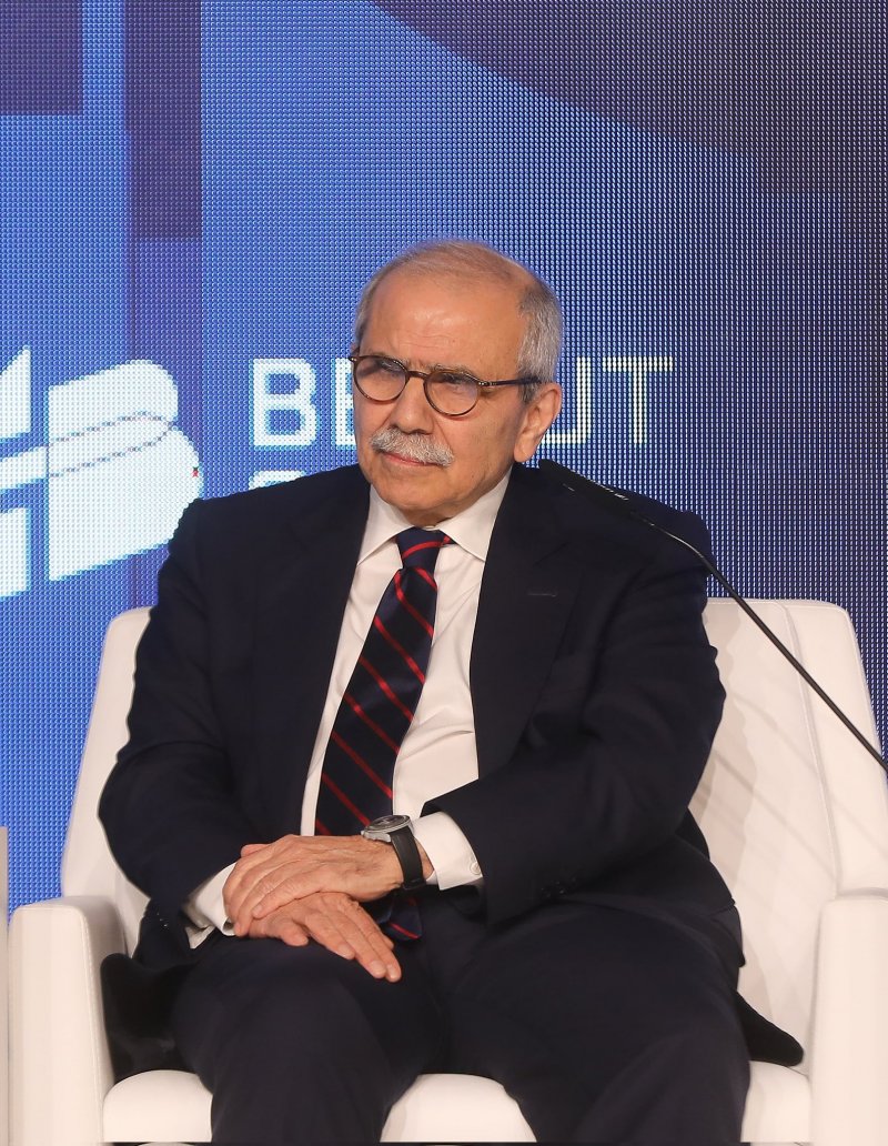 "الإصلاحات مستمرة"... سلام: الأمن لا يتحقّق إلا ببسط سلطة الدولة