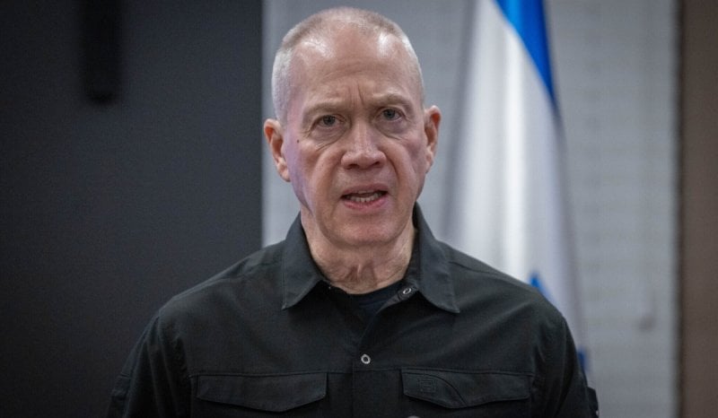 تهديد أمني يجبر وزير الدفاع الإسرائيلي السابق على الهروب من منزله