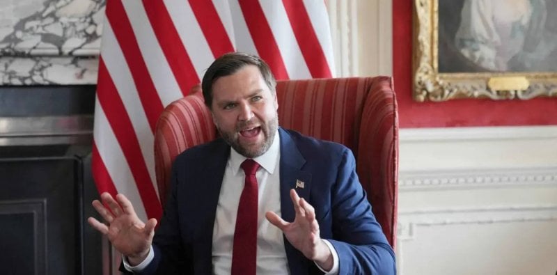 "دعوتهم للجيش مخالفة للقانون"... فانس يهاجم نواباً ديمقراطيين