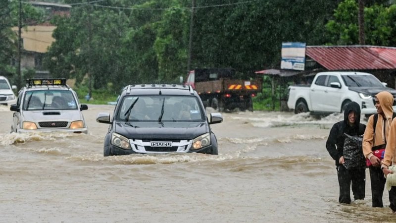 فيضانات ماليزيا تُشرّد الآلاف… والوضع يتفاقم في سبع ولايات
