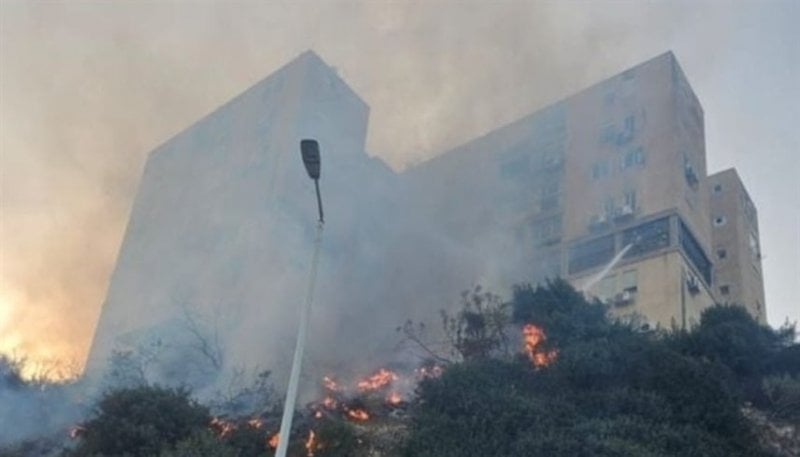 حريق كبير في حيفا… دخان كثيف يلامس المنازل وفرق الإطفاء تستنفر