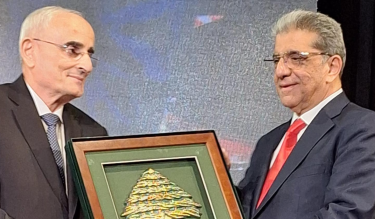 "كالسيف في وجه الطغاة"... منسى: رسالة الرئيس عون خارطة طريق واضحة