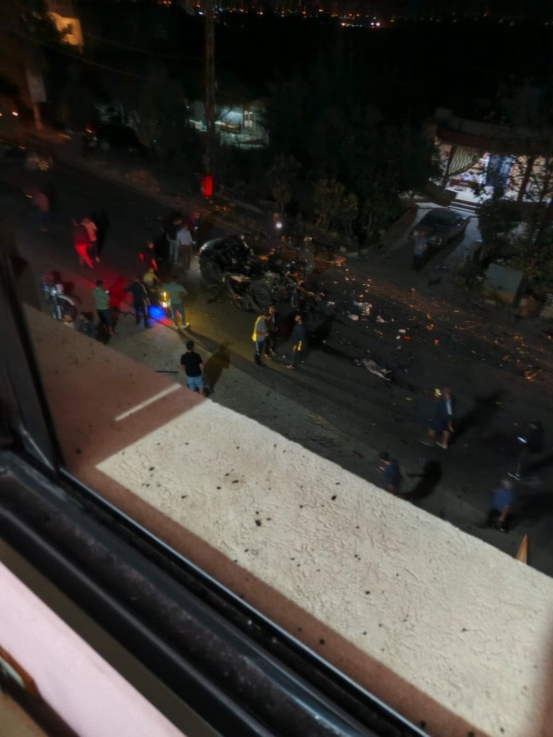 بالفيديو والصور: غارة تستهدف سيارة في فرون... وسقوط شهيد