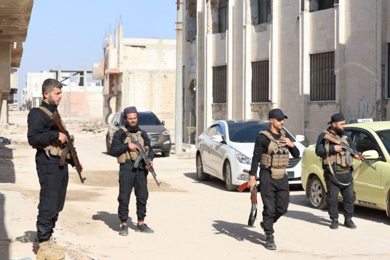  بعد جريمة طائفية هزّت بلدة زيدل... حظر تجوّل في حمص (فيديو وصور)