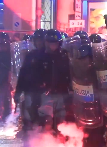 بالفيديو.. تظاهرات ومواجهات ضد استضافة فريق إسرائيلي في إيطاليا