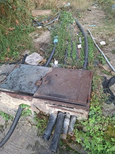 نبع عين الرمانة يتحرّر… صادر يحمي الحق العام ويوقف سارقي مياه الشفّة (صور)
